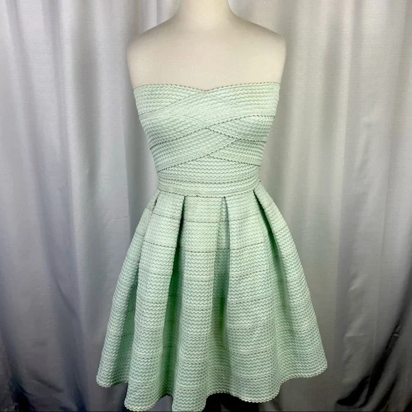 green spandex dress RIVERLYN